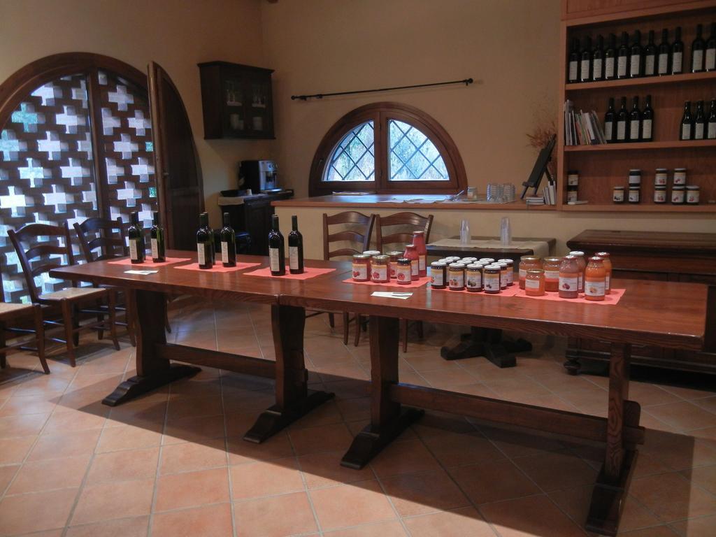 La Colombarola Agriturismo Farneto Экстерьер фото
